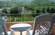 APPARTAMENTO BEIGE tu Appartamenti e camere Springs, alloggi privati a Pržno, Montenegro